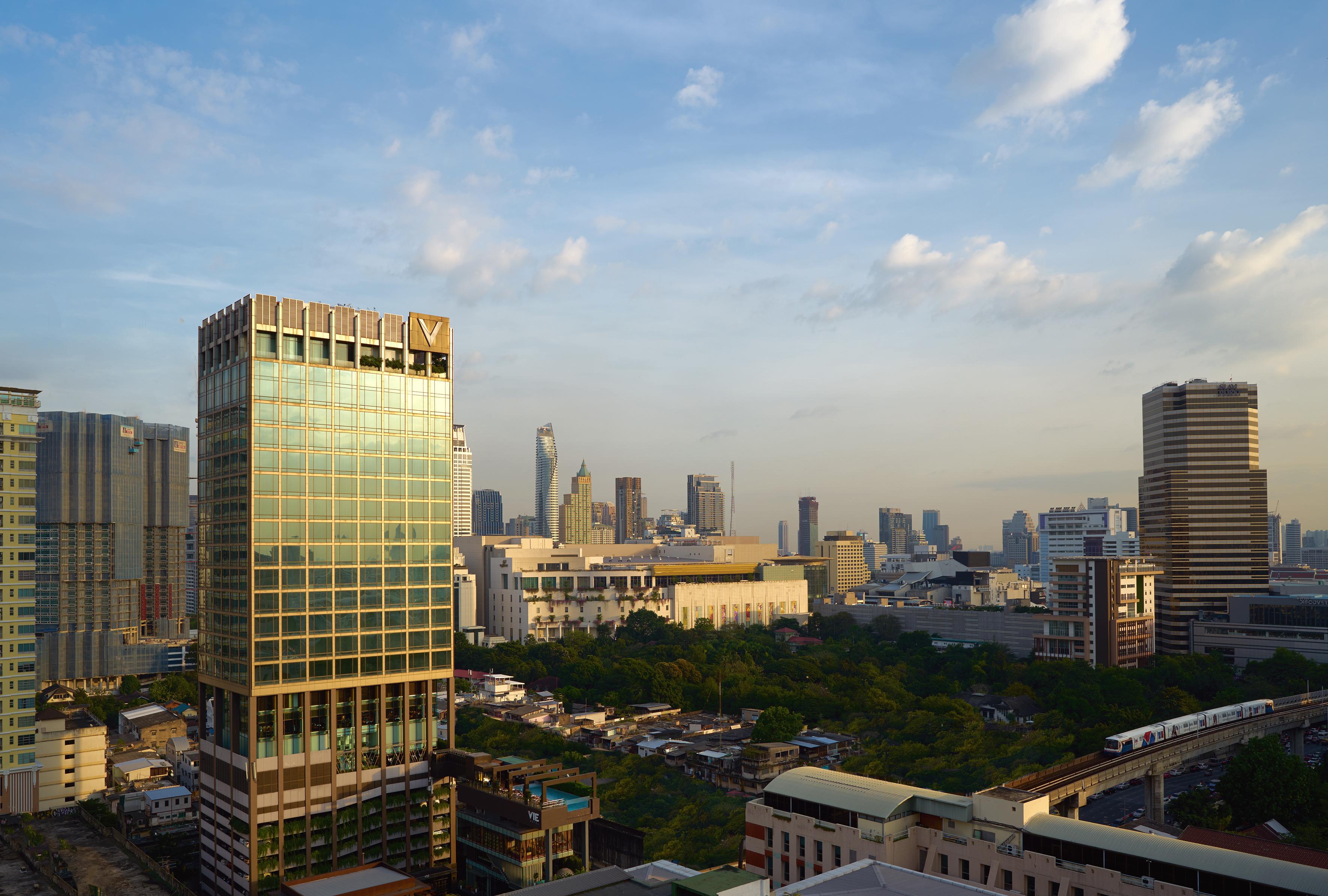 Vie Hotel Bangkok, Mgallery Kültér fotó The building in 2016